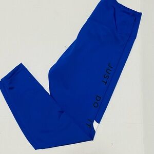 Womans Nike Blue Leggings Size Medium with "Just Do It" & Swoosh Logos Dri-Fit
